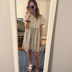 White/grey UO dress